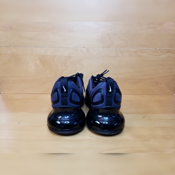 SOLD!!! Women's Nike Air Max 720 - Picture 4 of 10